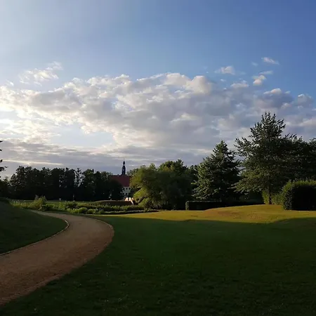 In With A Terrace Feriehus *