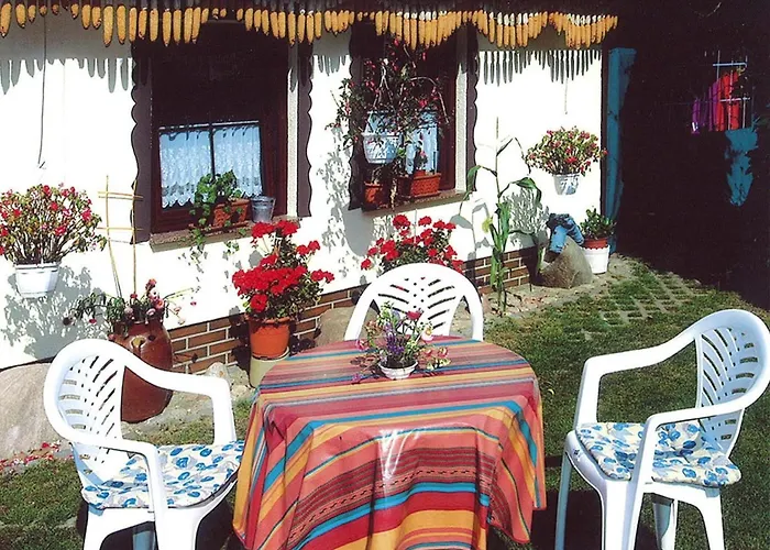 別荘 In With A Terrace