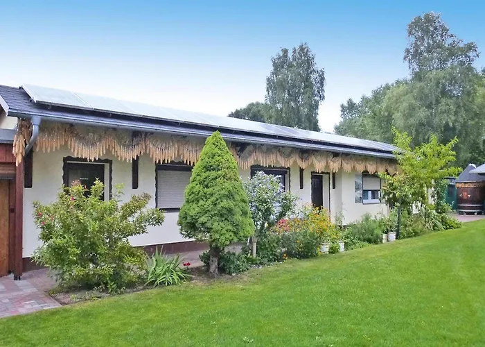 In With A Terrace 別荘