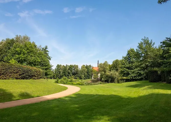 別荘 In With A Terrace *