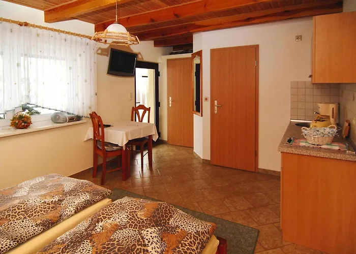 別荘 In With A Terrace *